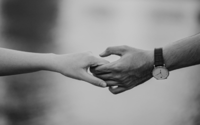 Celebra el amor y la amistad con Francisco Iglesias